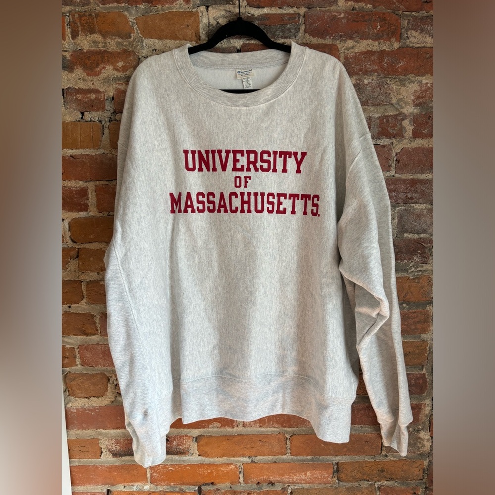 Vintage UMASS Sweatshirt size XXLarge